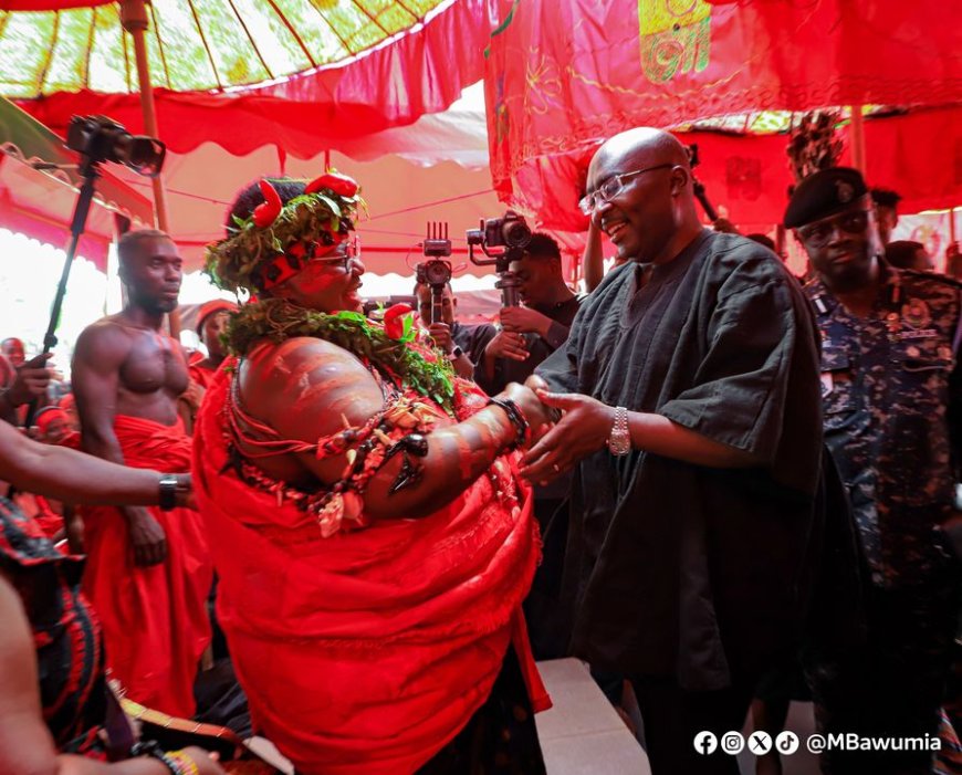Bawumia mourns Nana Bosoma Asor Nkrawiri II, Omanhene of Sunyani Traditional Area.
