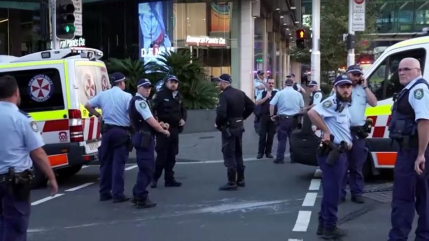 Man shot at Westfield Bondi Junction mall after ‘stabbings’: Sydney police