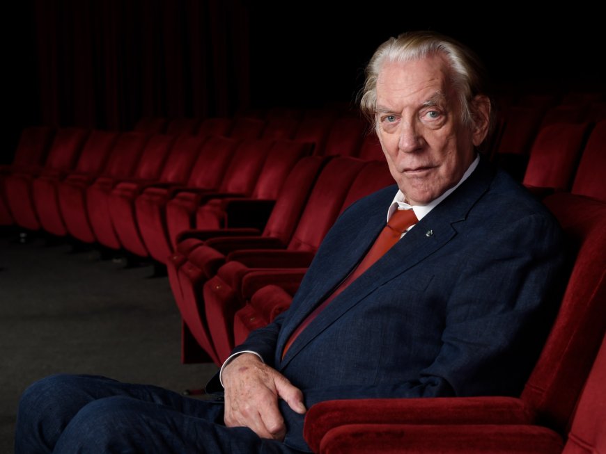 Donald Sutherland, whose career spanned MASH to Hunger Games, dies aged 88