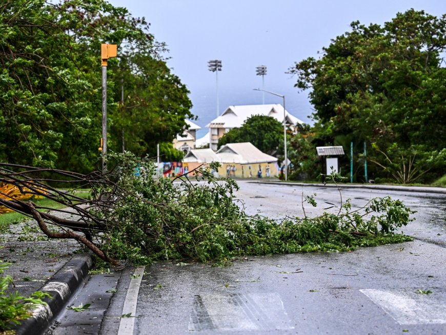 Beryl makes landfall as Category 4 hurricane on island near Grenada