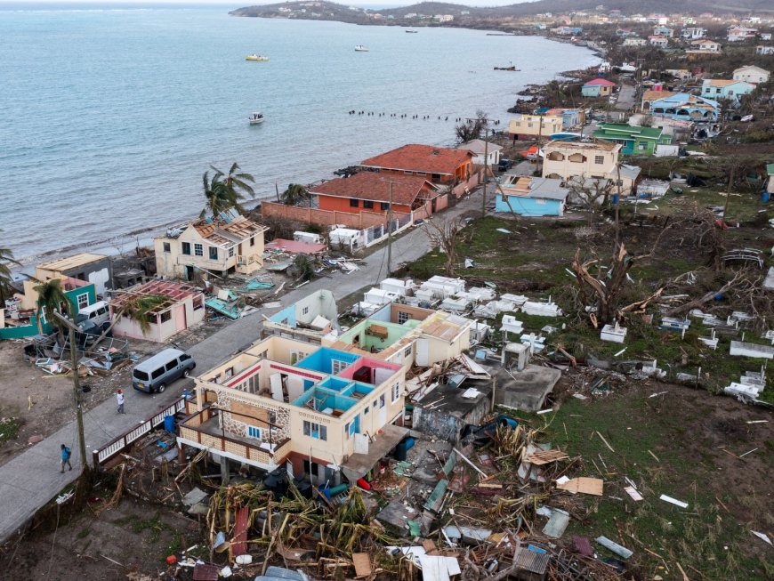 Hurricane Beryl heads for Mexico after sweeping through eastern Caribbean