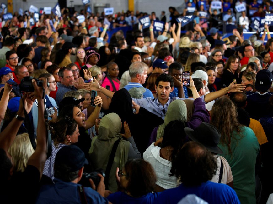 Kamala Harris heckled by protesters over Israel-Palestine stance