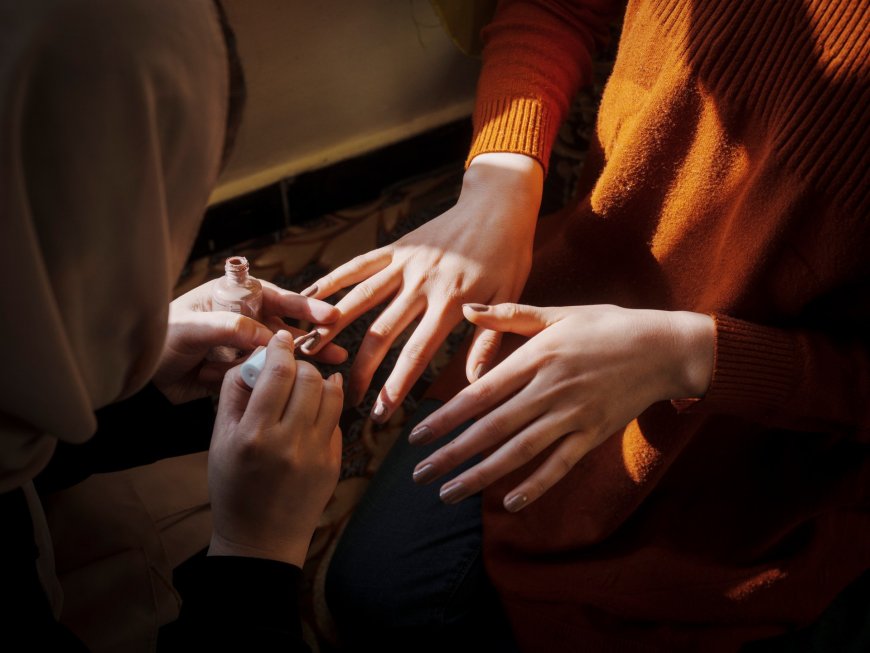 ‘An island of freedom’: Inside the secret beauty salons of Afghanistan