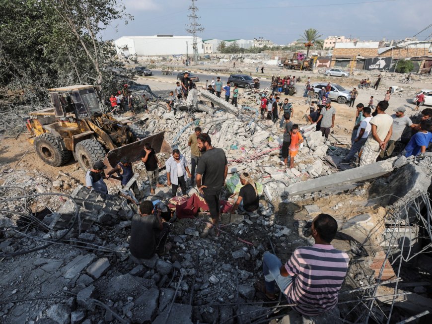 Israeli attack on Gaza shelter kills 15 members of one Palestinian family