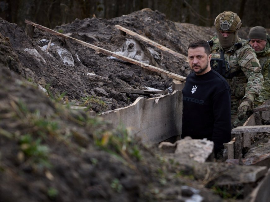 Ukraine’s Zelenskyy visits Sumy border area near Kursk incursion zone