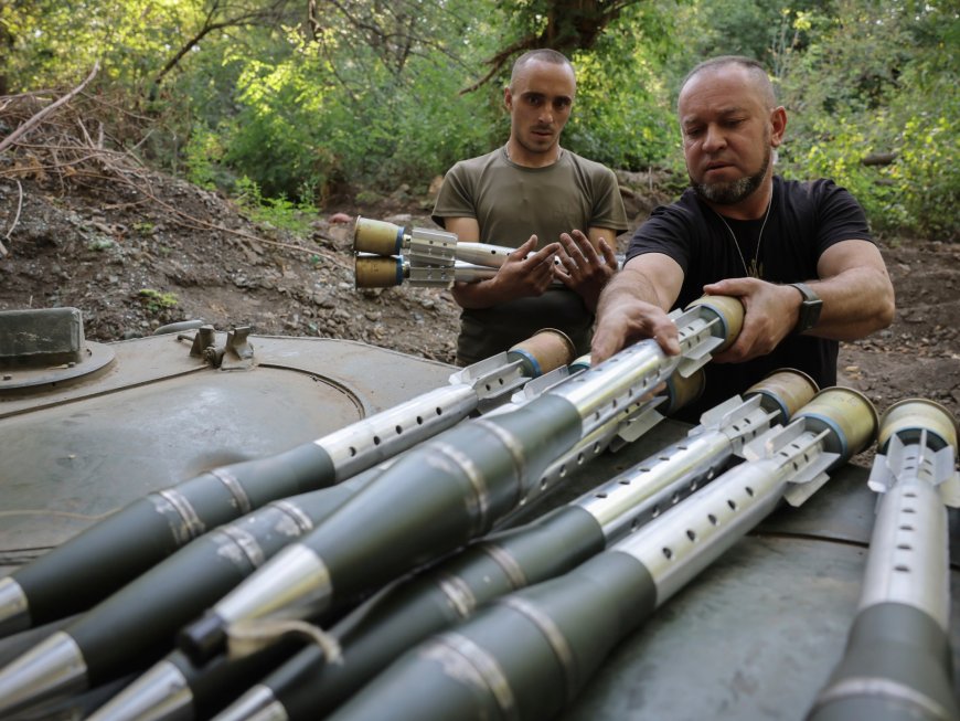 Which countries’ weapons is Ukraine using in Russia incursion?