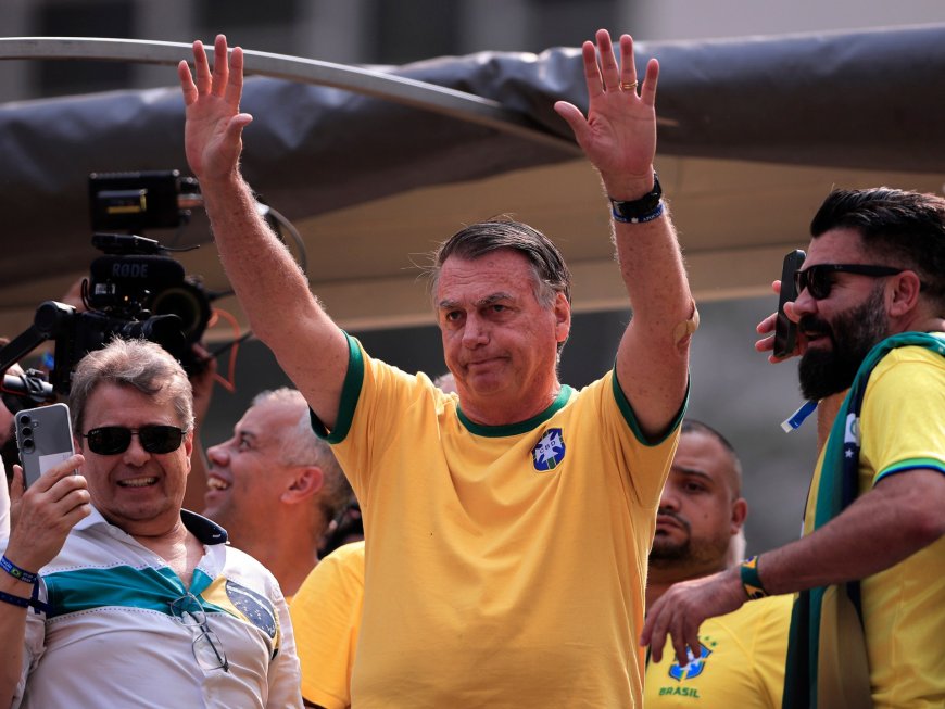 Former Brazilian President Bolsonaro leads ‘free speech’ rally in Sao Paulo