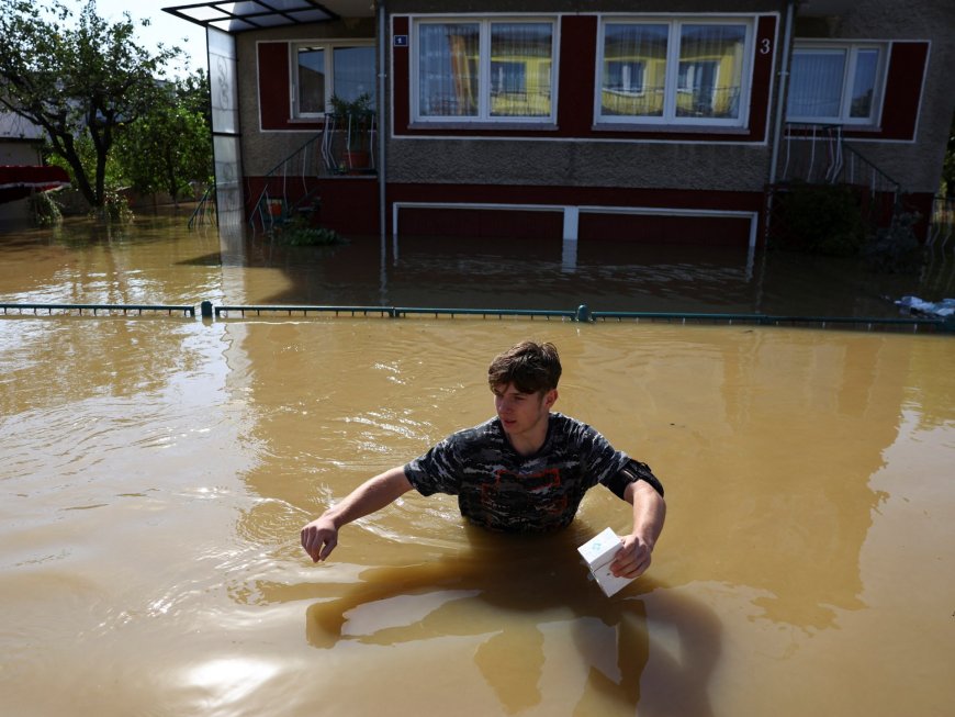 Flooding death toll rises to 21 in Central Europe as more areas on alert