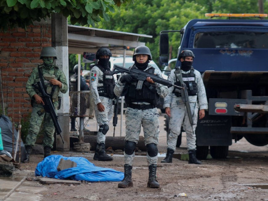 Civil war in the home of Mexico’s Sinaloa cartel: Fear grips Culiacan