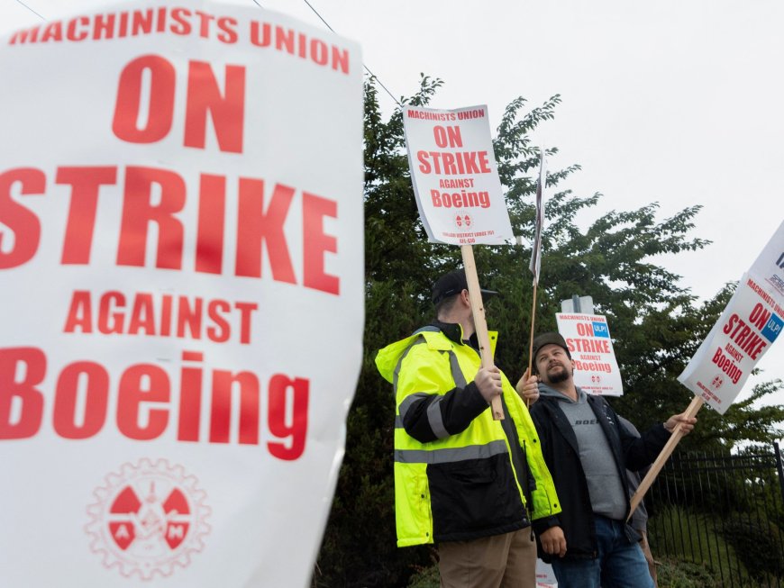 Boeing, union at strike impasse as company halts talks, withdraws pay offer