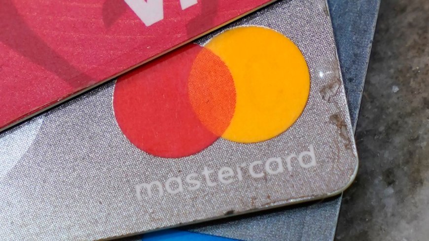 Australia announces plans to ban debit card surcharges