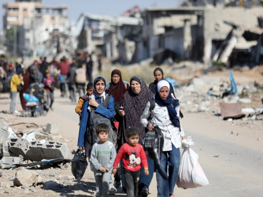 Palestinians flee North Gaza amid Israeli bombardment