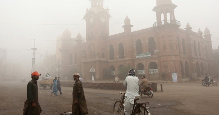 ‘Children constantly coughing’: Pakistan’s record smog forces people home