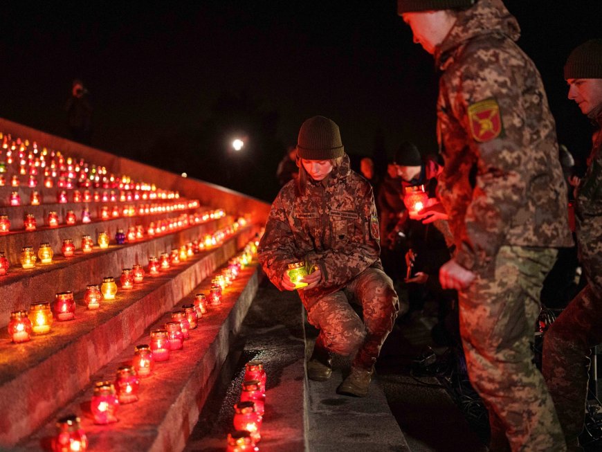 Candles in Kyiv for 1,000 days of Ukraine war