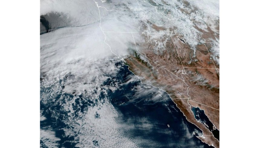 ‘Bomb cyclone’ slams western US, leaving one dead and 600,000 without power