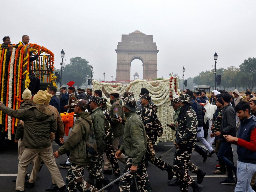 Photos: India mourns former Prime Minister Manmohan Singh in state funeral