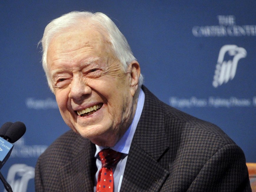 Jimmy Carter: Nobel-winning humanitarian and ex-US president dies aged 100