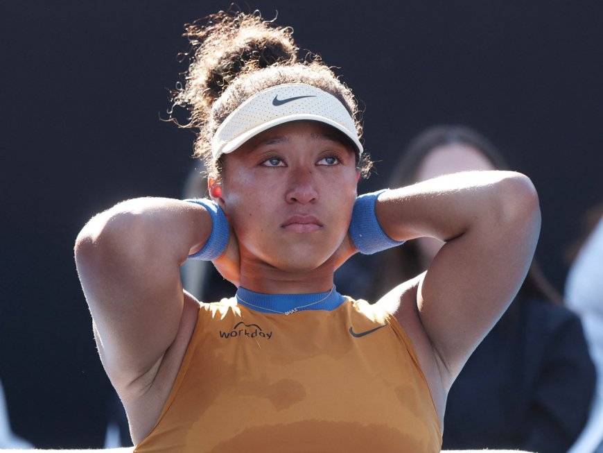 Naomi Osaka suffers abdominal injury in run-up to Australian Open