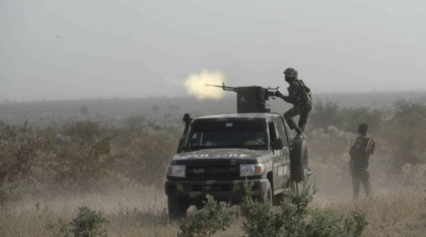 Nigeria’s military launch offensive on new rebel group