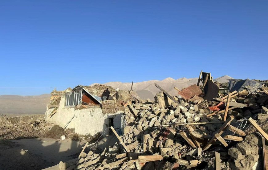 At least 95 reported killed as powerful earthquake hits Tibet